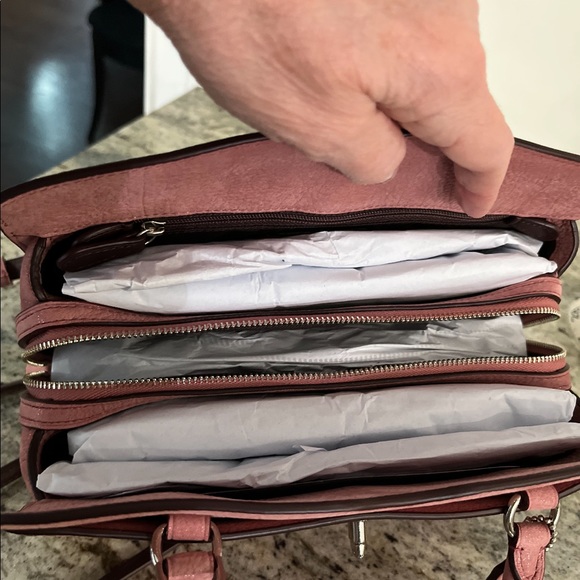 ⭐️HOST PICK⭐️ NWT 💯% Authentic Coach Glitter Rose Mercer Satchel 24 - Picture 7 of 9